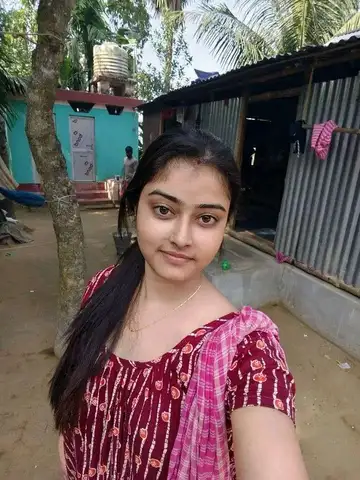 Archana--Photo 3 of 8
