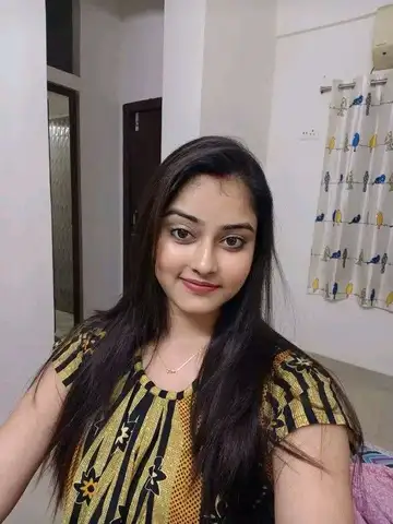 Archana--Photo 5 of 8