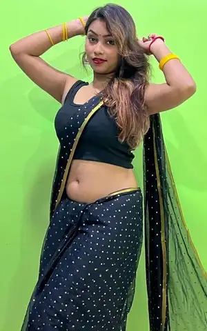 Divya-Menon--Photo 2 of 4