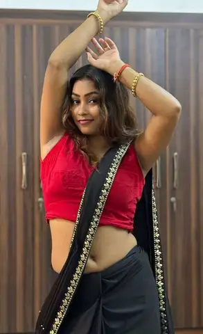 Divya-Menon--Photo 3 of 4