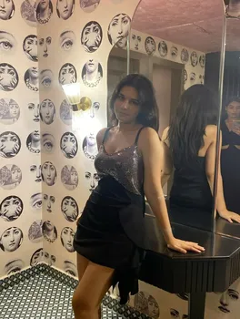 Sanya-gfe-escorts-mumbai-Photo 1 of 2